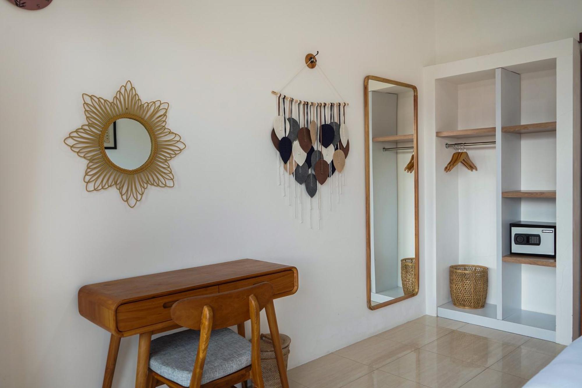 The Breeze Stay And Surf Canggu Екстериор снимка
