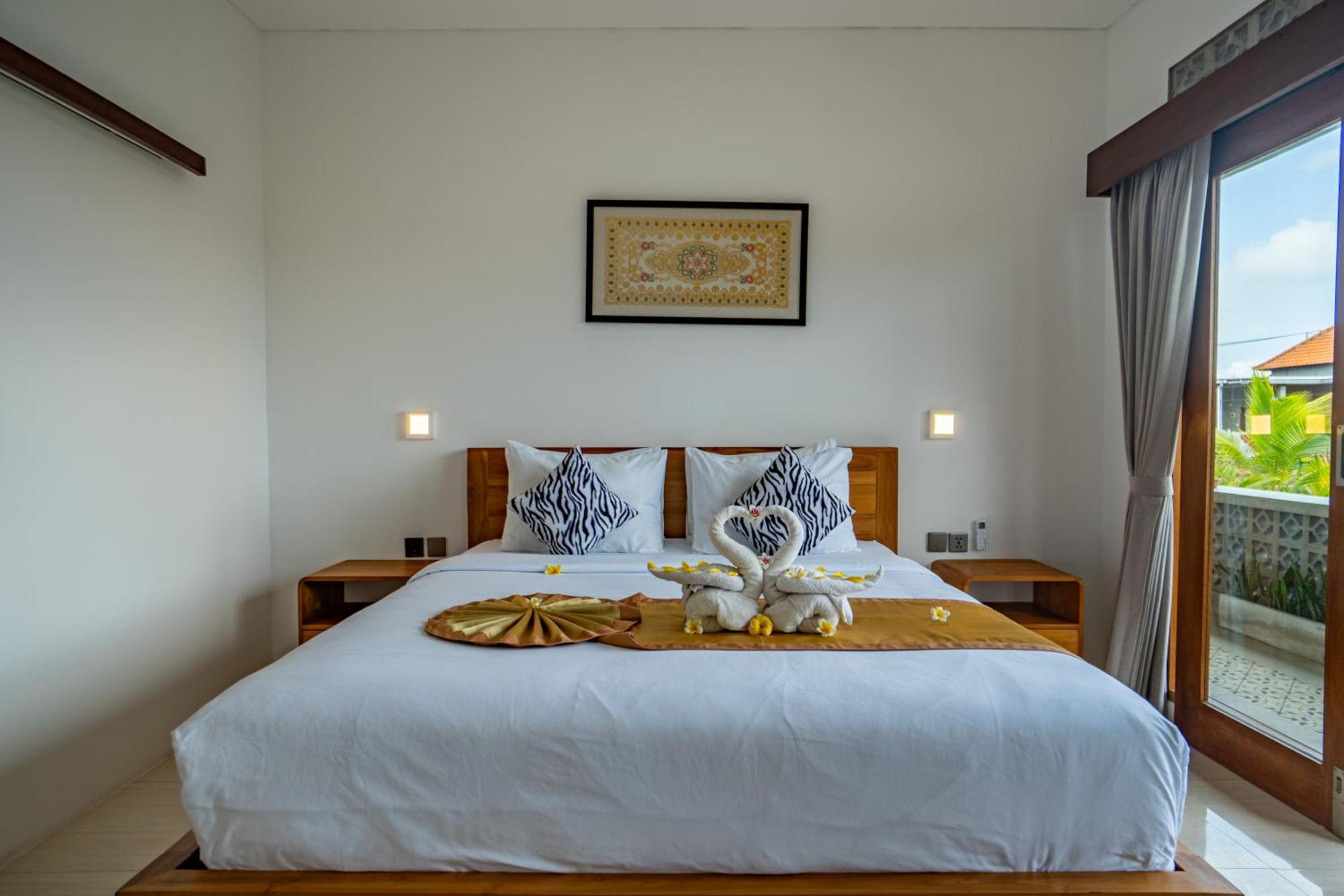 The Breeze Stay And Surf Canggu Екстериор снимка