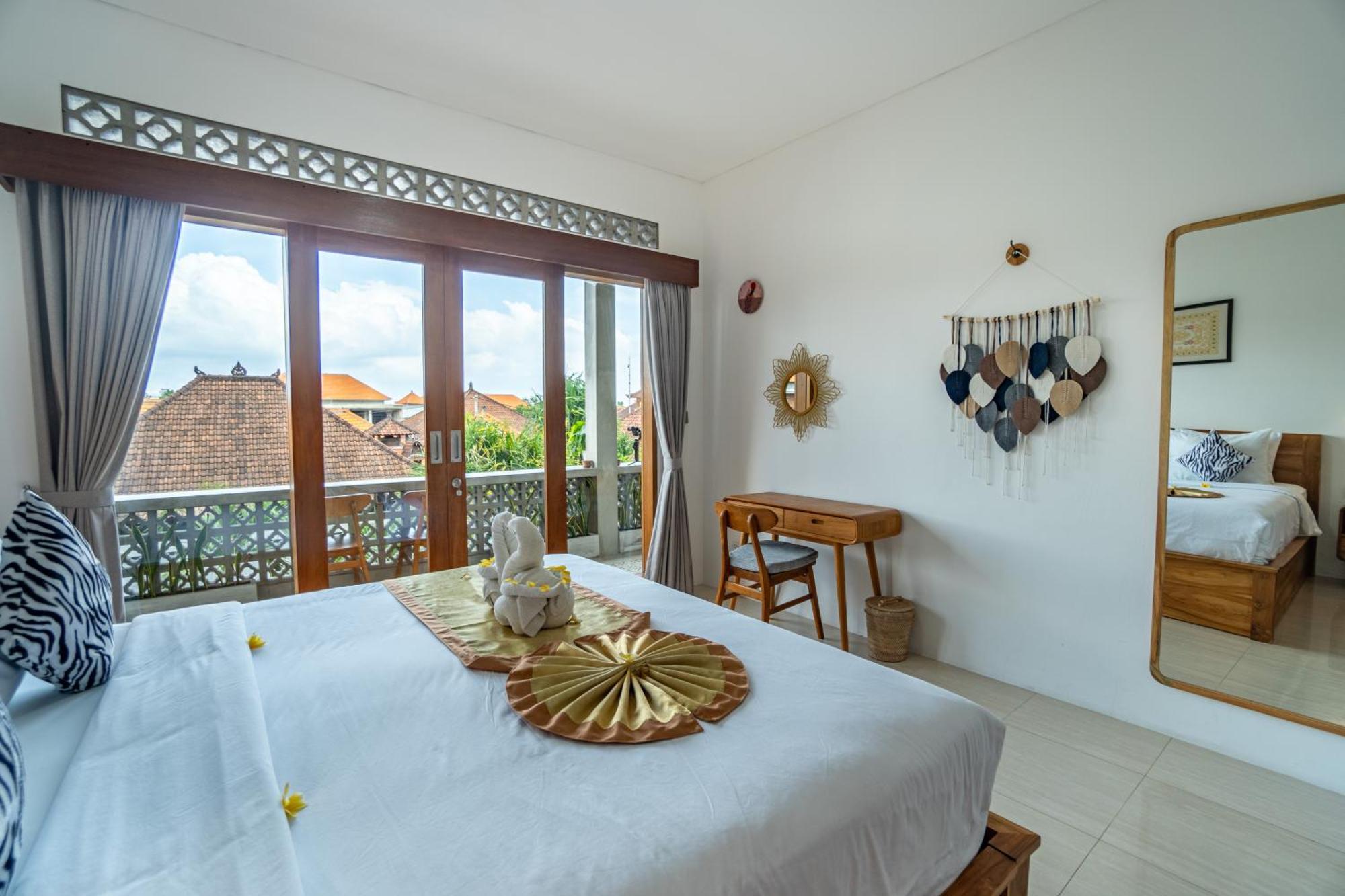 The Breeze Stay And Surf Canggu Екстериор снимка