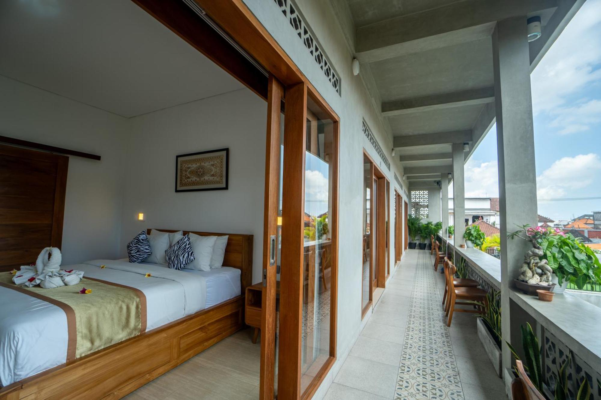 The Breeze Stay And Surf Canggu Екстериор снимка